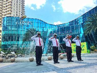 seafront country garden danga bay by lions bay