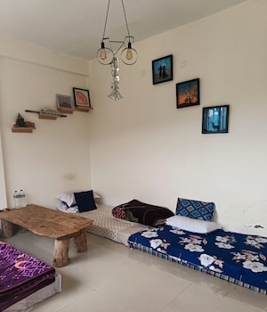 saanidhya homestay