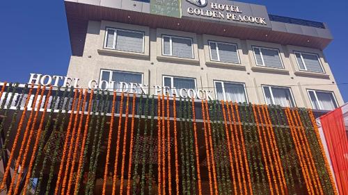 hotel golden peacock