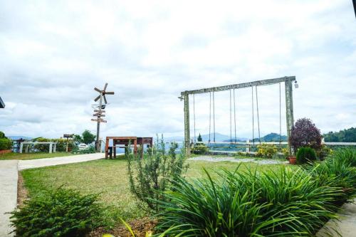 The Hill Kinabalu,,3 star