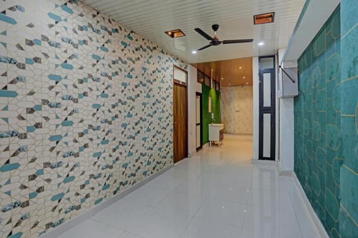 super hotel o krishna guest house and pg