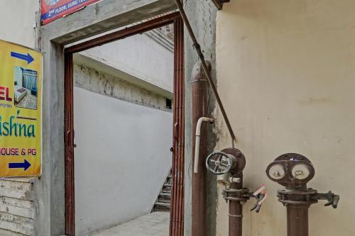 super hotel o krishna guest house and pg