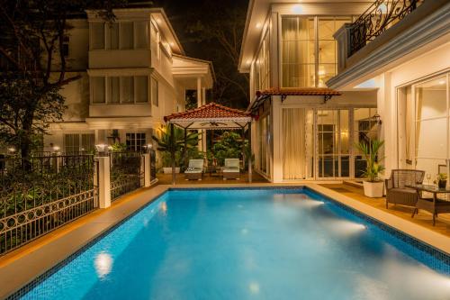 Elivaas 4 Bhk With Pvt Pool - Suntuarios,,5 star