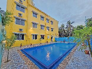 auro galaxy pondy with swimming pool