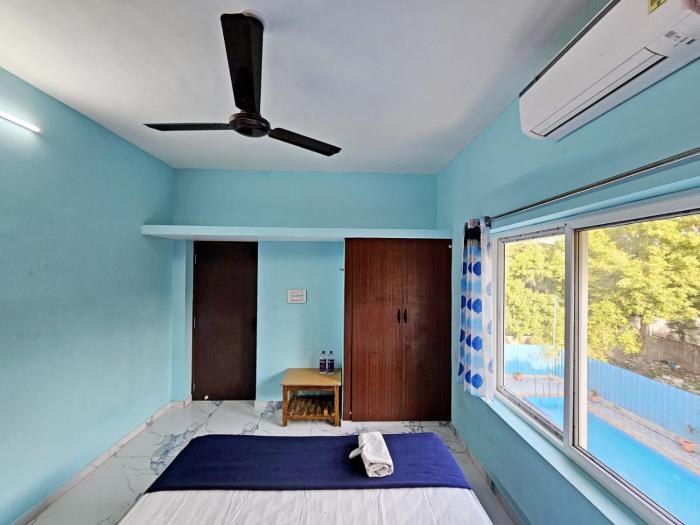 auro galaxy pondy with swimming pool