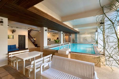 thapae60 mini hotel