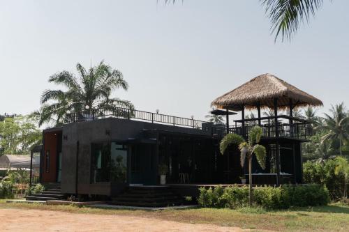 huather villa and cafe
