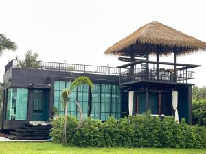 huather villa and cafe