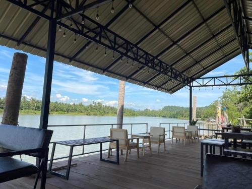 huather villa and cafe