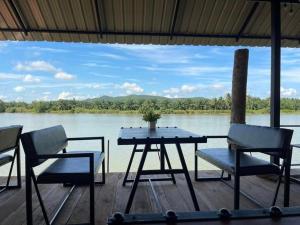 huather villa and cafe