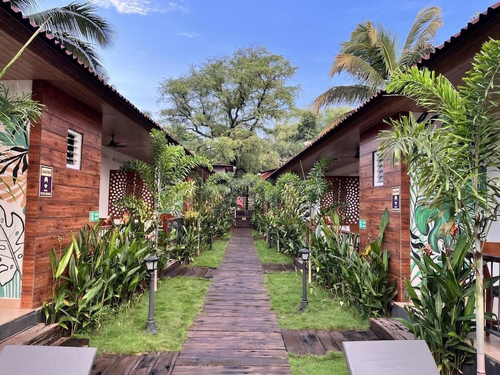 bay boutique by sr hotels