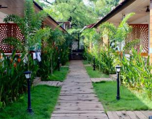 bay boutique by sr hotels