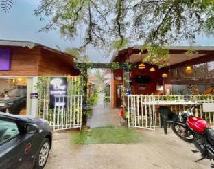 bay boutique by sr hotels