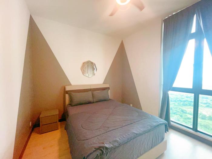 monic staycation greenhaven near senibongandregency
