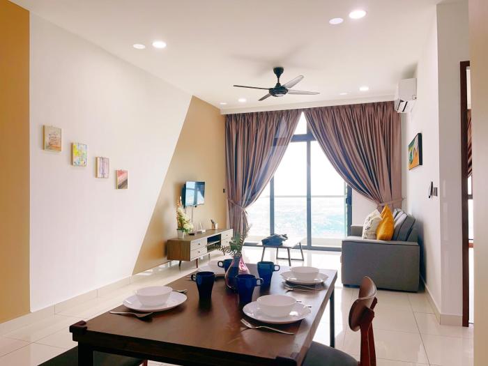monic staycation greenhaven near senibongandregency