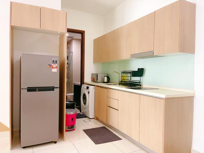 monic staycation greenhaven near senibongandregency