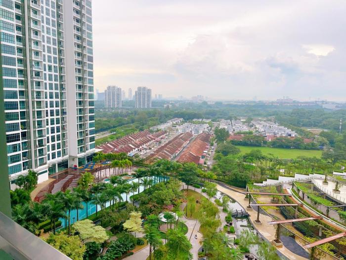 monic staycation greenhaven near senibongandregency