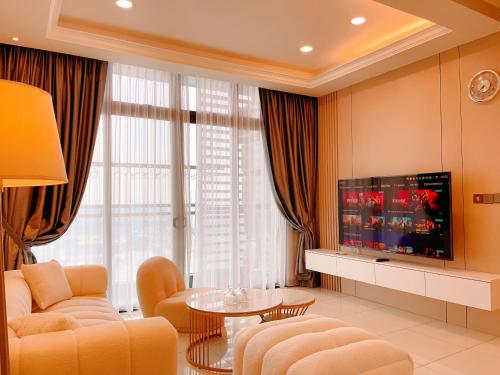 Monic Staycation #Greenhaven Near Senibong&Regency,,5 star
