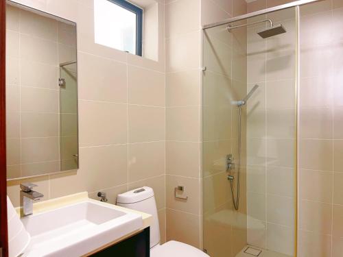 monic staycation greenhaven near senibongandregency
