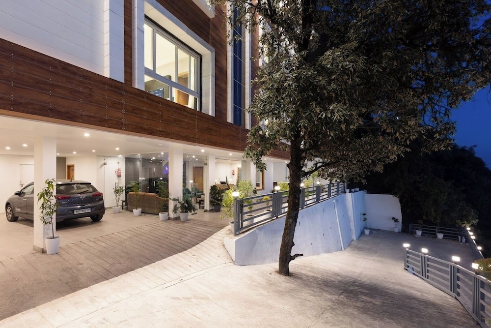 hotel rockland residency