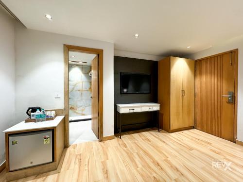 hotel rockland residency