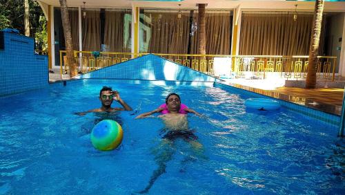 36 yard beach cottages