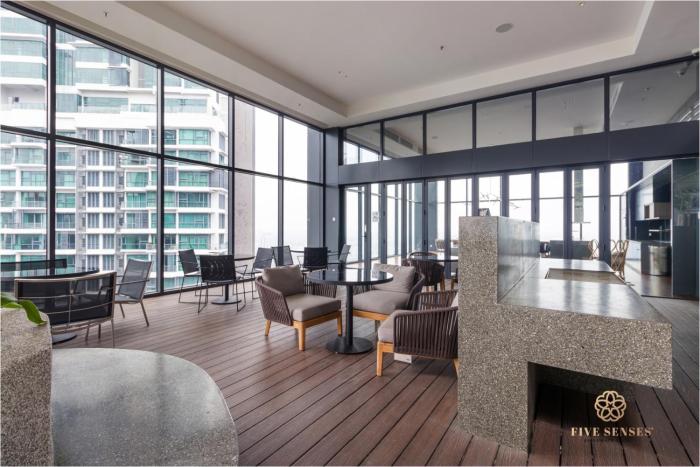 viia residence mid valley kl