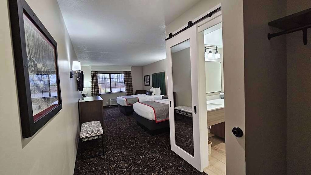 lumber jack lodge an ascend collection hotel
