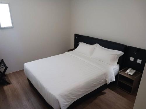 Soho Tabuan Kuching,,2 star