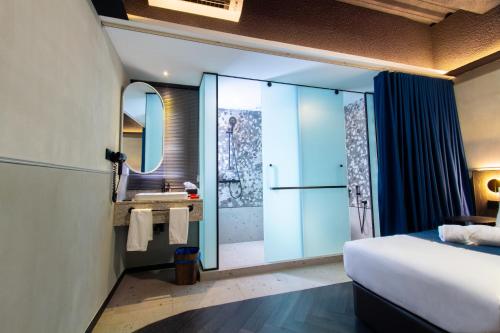 b hotel kuala lumpur