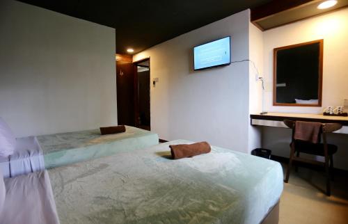 fata hotel by project borneo