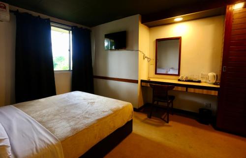 fata hotel by project borneo