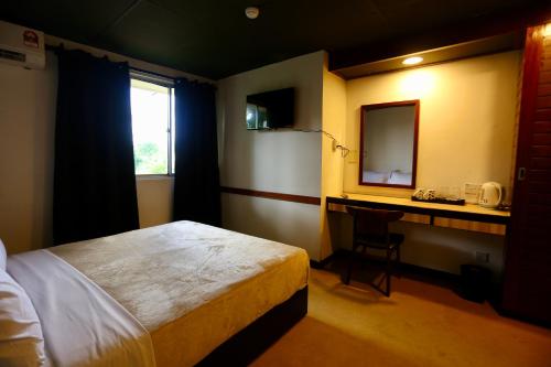 fata hotel by project borneo