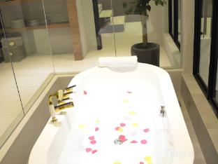 ipoh santorini hideaway hotel inspired