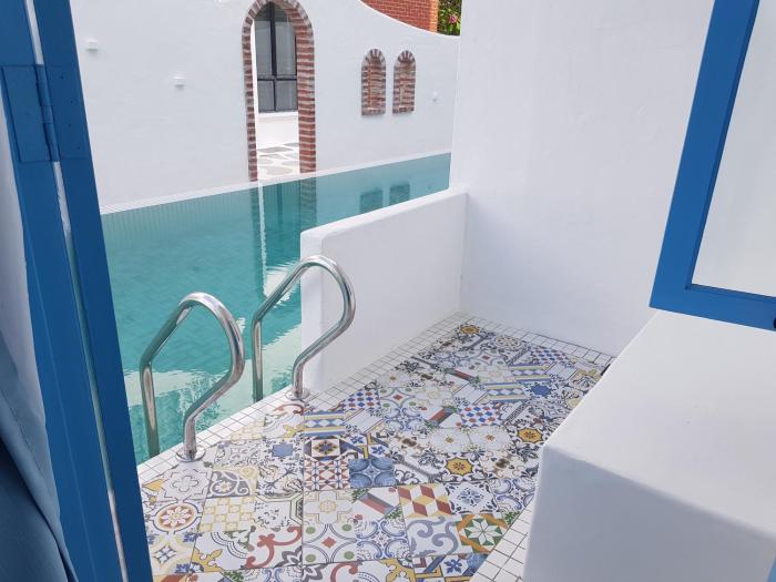 ipoh santorini hideaway hotel inspired
