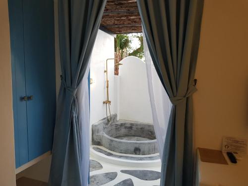 ipoh santorini hideaway hotel inspired