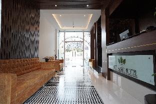 the land sand hotel