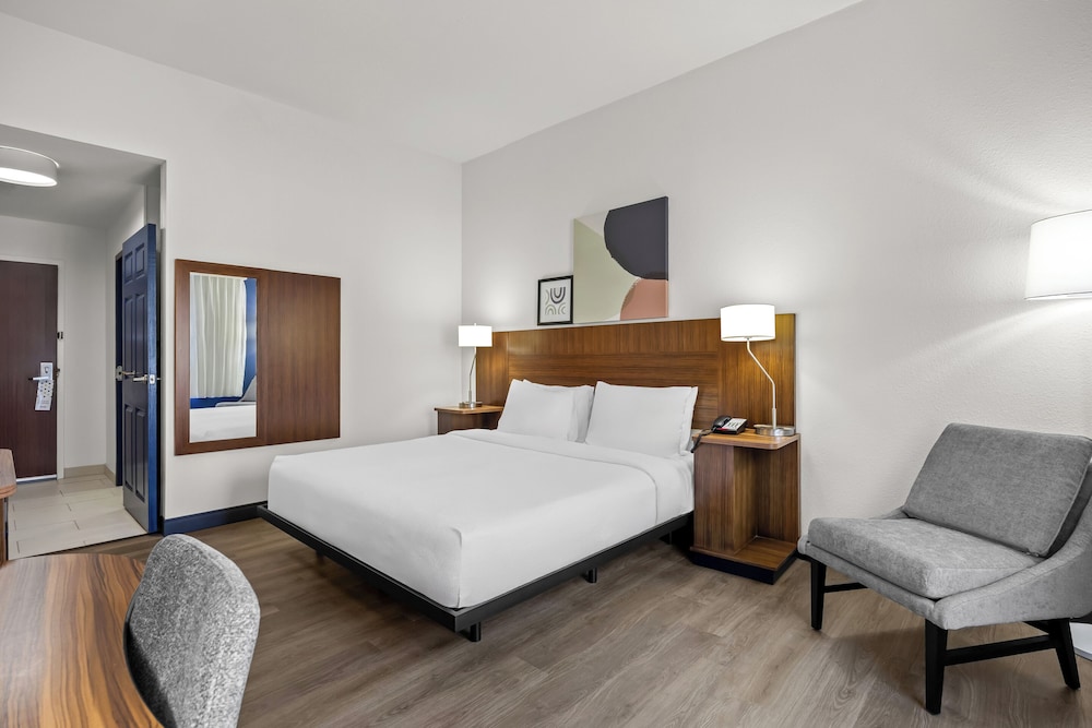 spark by hilton macon north