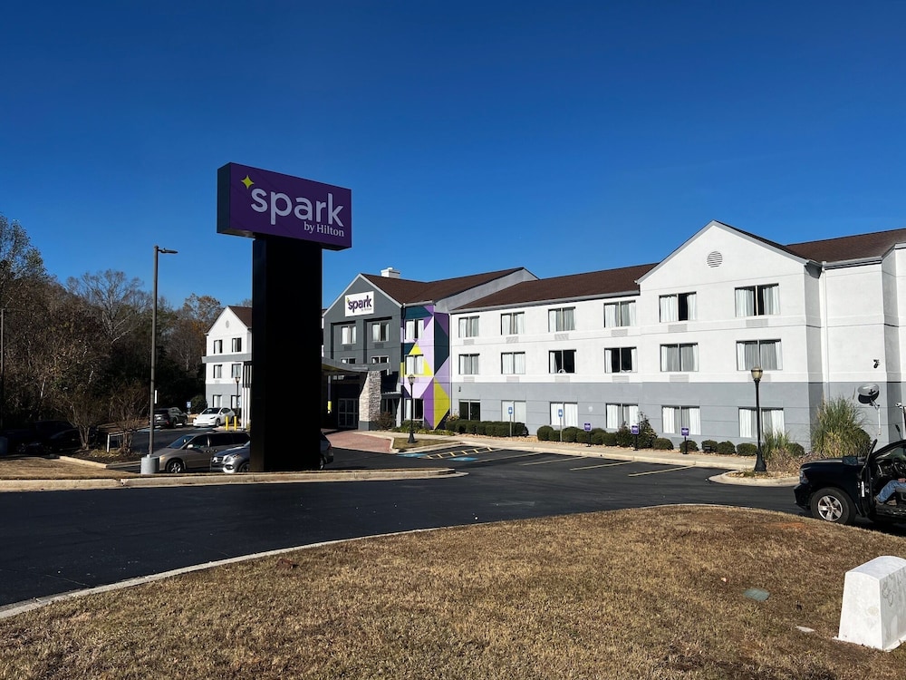 spark by hilton macon north