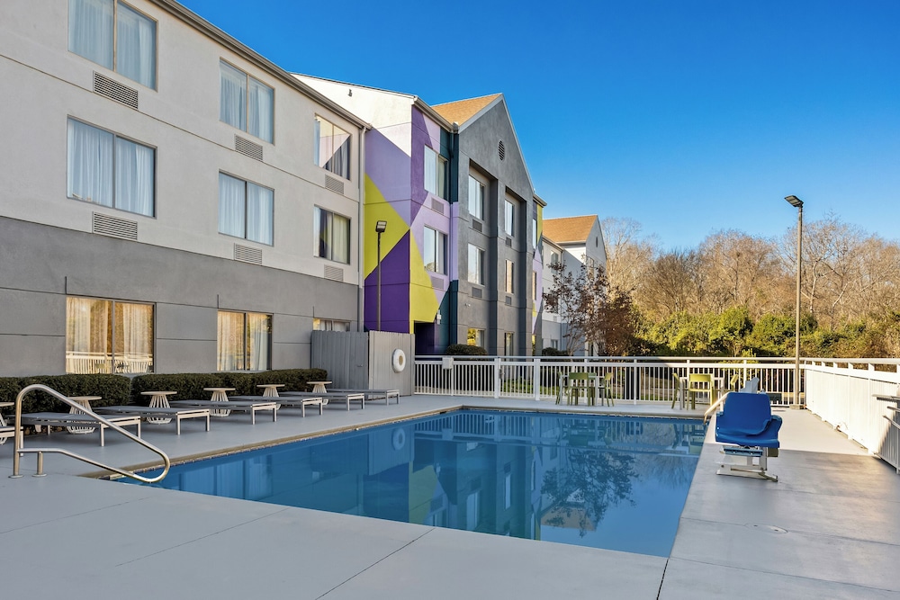 spark by hilton macon north