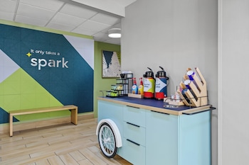 Spark By Hilton Macon North,,3 star