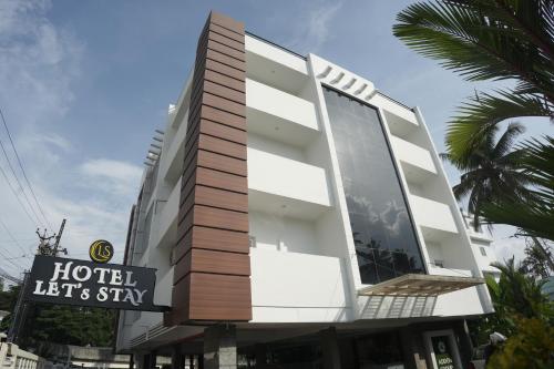 Hotel Lets Stay,,3 star