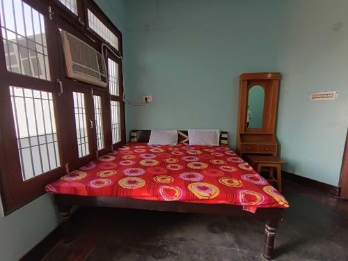 hotel o home madhav homestay