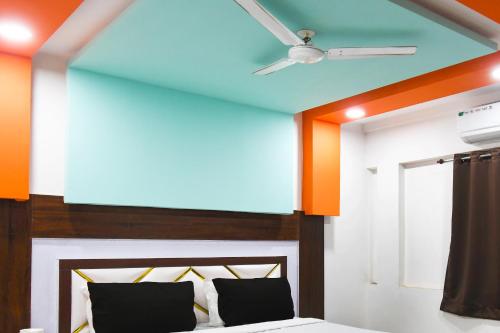 hotel o the royal velvet