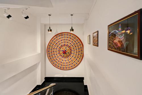 super hotel o axom inn