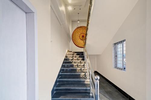 super hotel o axom inn