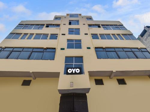 Hotel O Dev Residency Inn,,3 star
