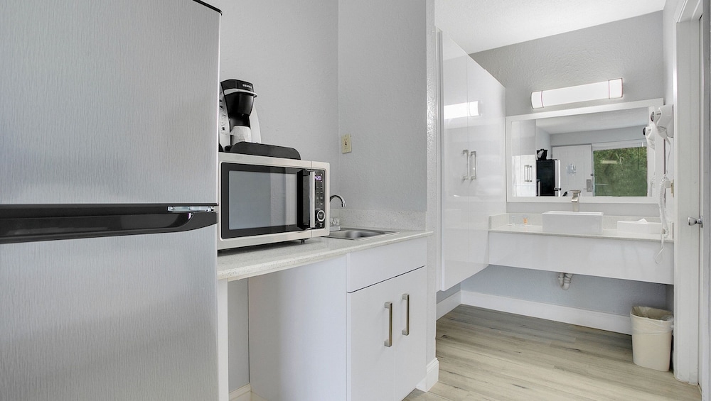 home 1 suites extended stay kissimmee
