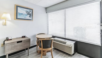home 1 suites extended stay kissimmee