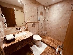 the novello by hotel evergreen